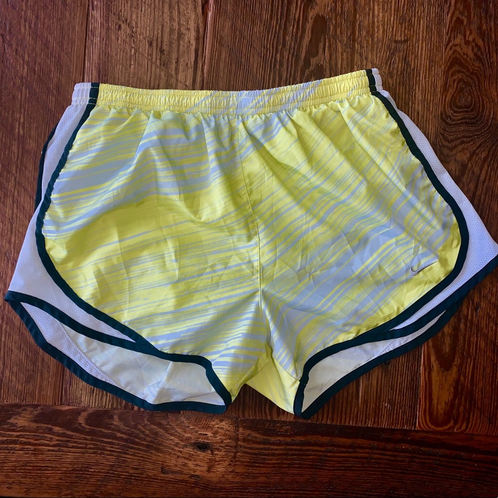 Women’s Medium Nike Running Shorts Yellow Stripes